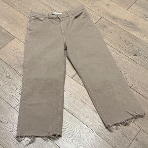 Woman’s MOTHER tan The Dodger Flood jeans. Size 30. Raw edge bottom! Soooo cute!